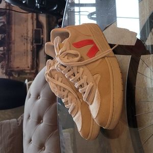 Veja Sneakers